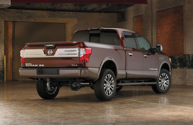 2016-nissan-titan-xd-platinum-reserve-1