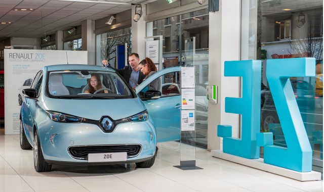 2016-renault-zoe-electric-car_100543263_m