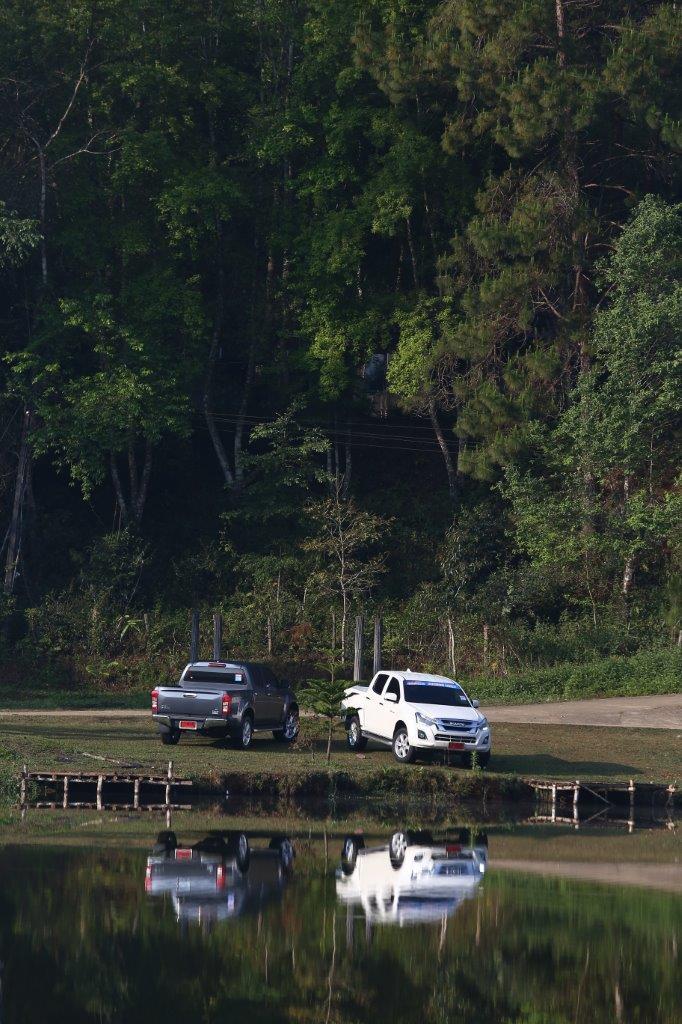 24 บรรยากาศรอบทะเลสาบบ้านรักไทย 2