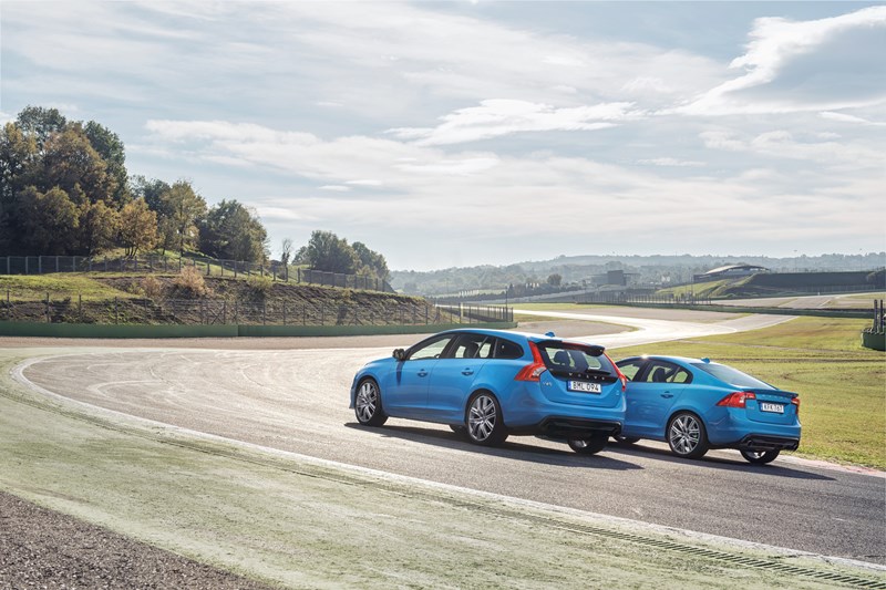 Polestar exterior static bright shots