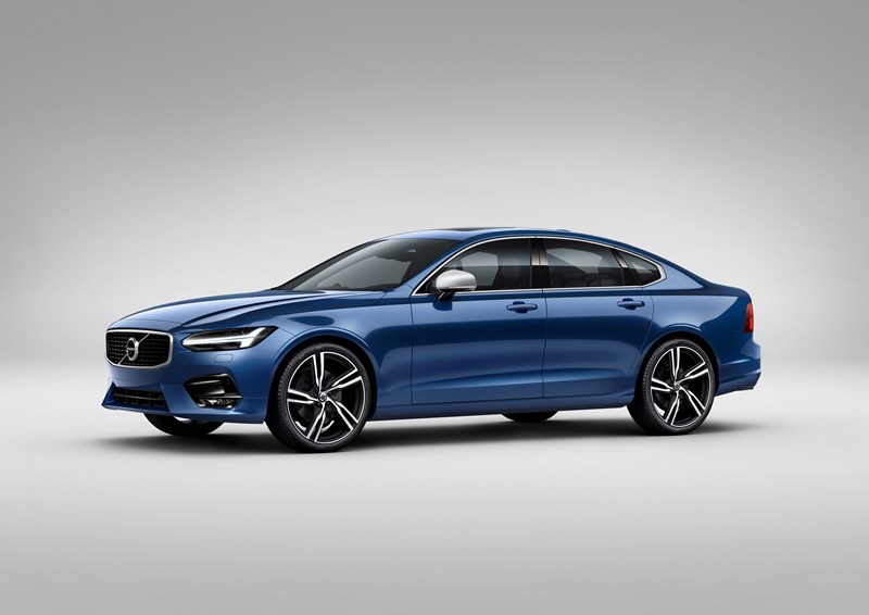 Volvo S90 R-design Studio