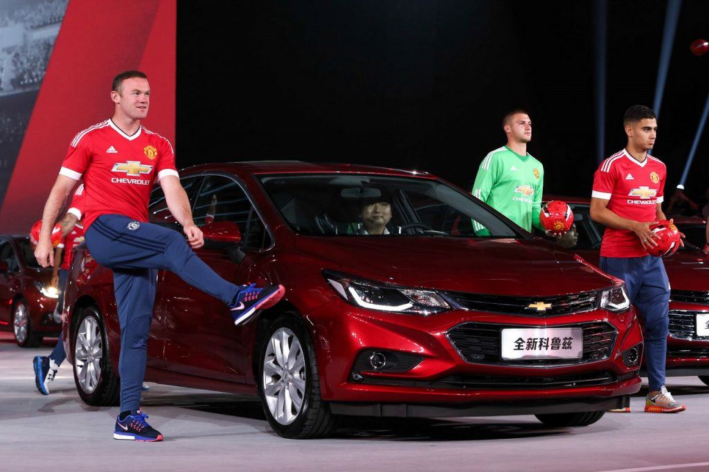 China-spec-2017-Chevrolet-Cruze-front-three-quarters-launch-event-1024x682