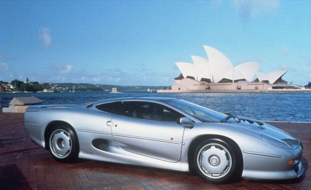 landscape-1461673784-jag-heritage-xj220-1992-02-626x382