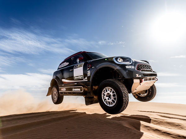 mini-reveals-new-mini-john-cooper-works-rally-3