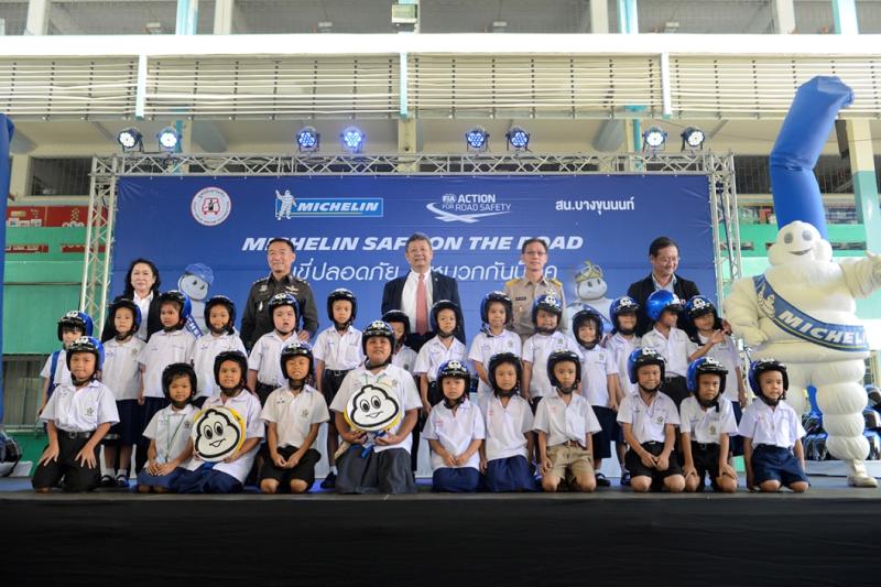 michelin-safe-on-the-road_helmet2016