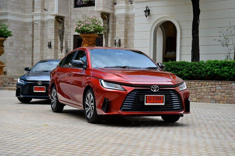     ขับ ALL NEW TOYOTA YARIS ATIV  Premium รุ่น รองท็อป(มี Clip VDO)￼