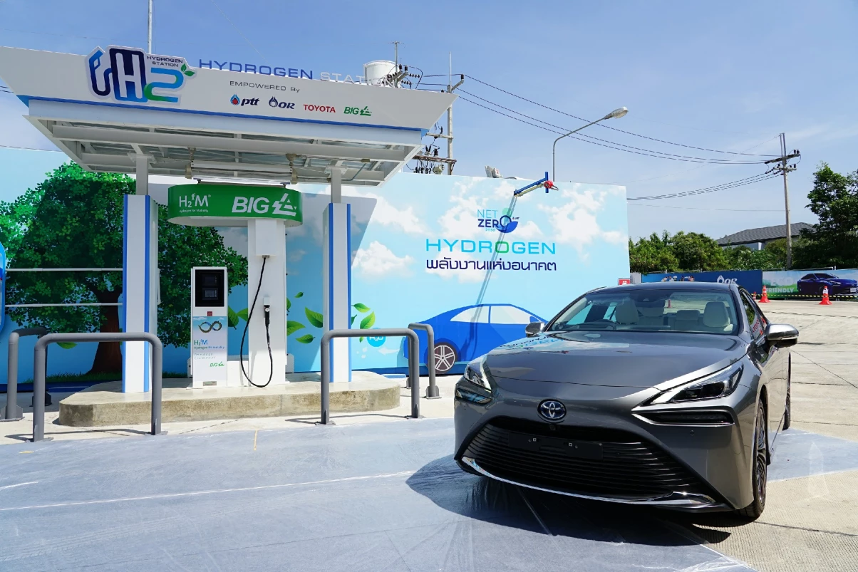 <strong><u>4 ยักษ์ใหญ่ “PTT – OR – TOYOTA – BIG” ผนึกกำลังเสริมแกร่ง Future Energy เปิดสถานีต้นแบบเติมไฮโดรเจนสำหรับรถยนต์ไฟฟ้าเซลล์เชื้อเพลิงแห่งแรกของประเทศไทย </u></strong>