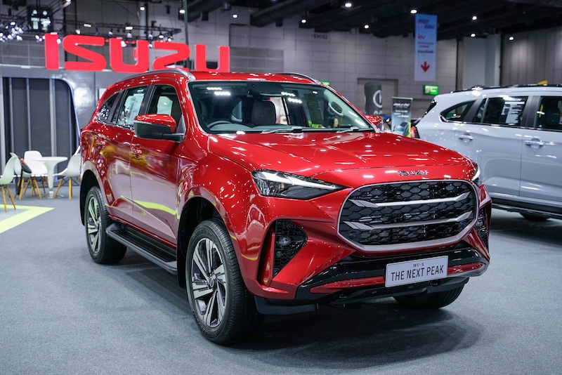 อีซูซุทะยานสู่จุดสูงสุดไปพร้อมกับ NEW! MU-X “THE NEXT PEAK” และ “ISUZU D-MAX” หลากรุ่น โชว์ความอเนกประสงค์ที่เหนือกว่าในงาน “ฟาสต์ ออโต โชว์ 2024”