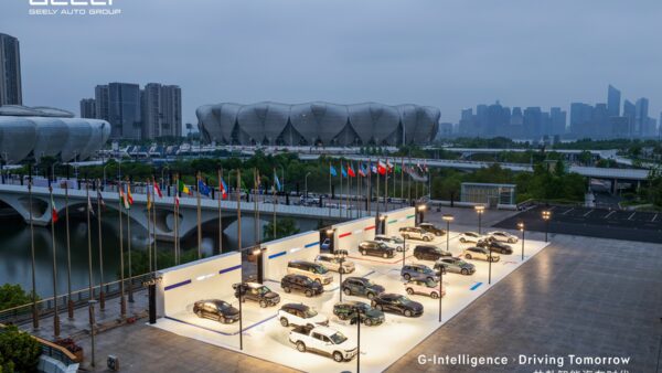 ธนบุรีนอยสเติน คว้า 3 รางวัลจากงาน